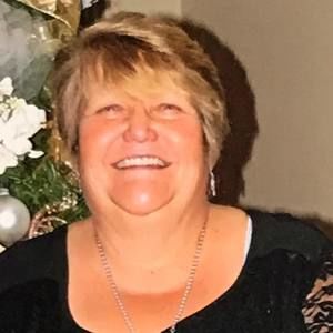 Meet your Posher, Teresa